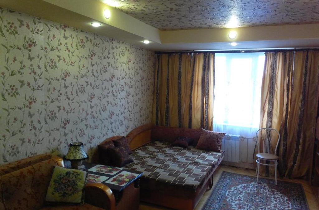 District No. 7 Apartment | Apartment on 21-ya liniya 16-7