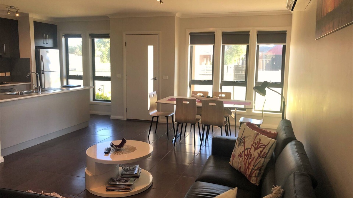 Yarrawonga Apartment | Apartment on Hunt Street Yarrawonga