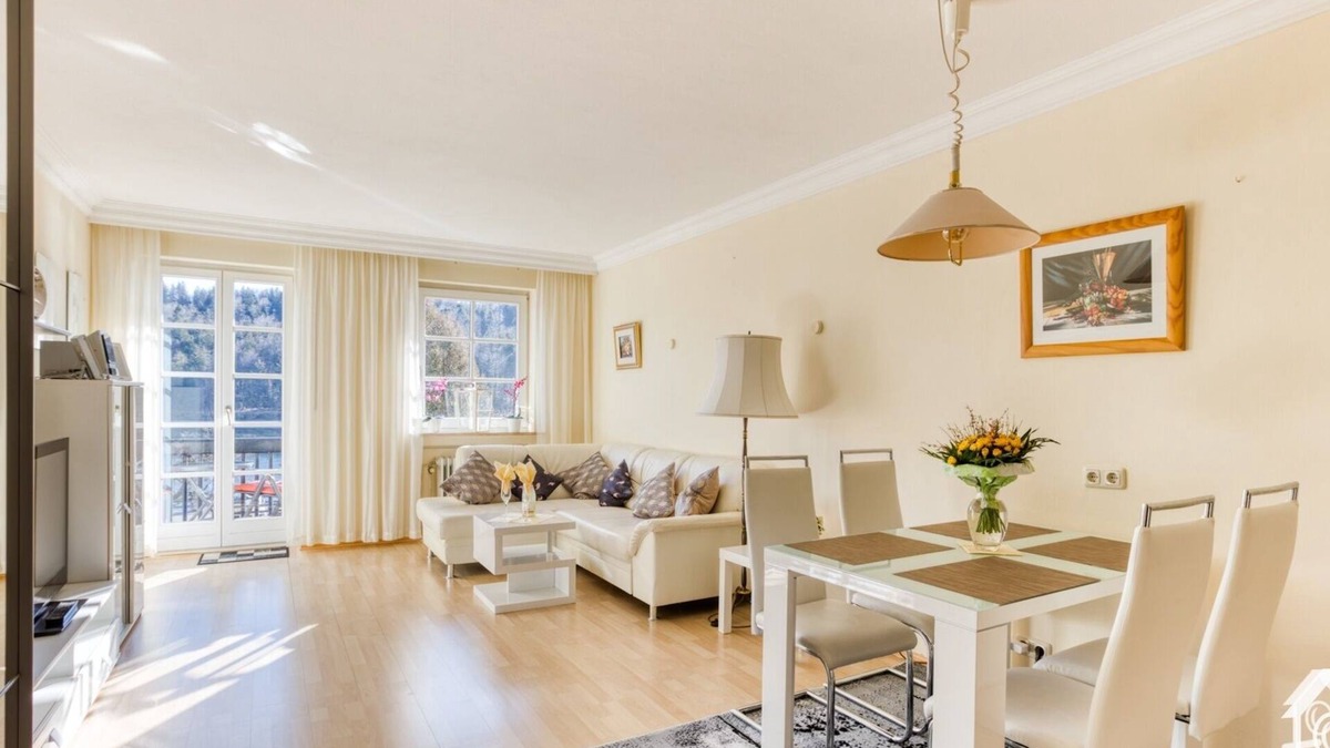 Kochel am See Apartment | Apartment on Lake Walchensee, WiFi, with its own lake property + car parking space