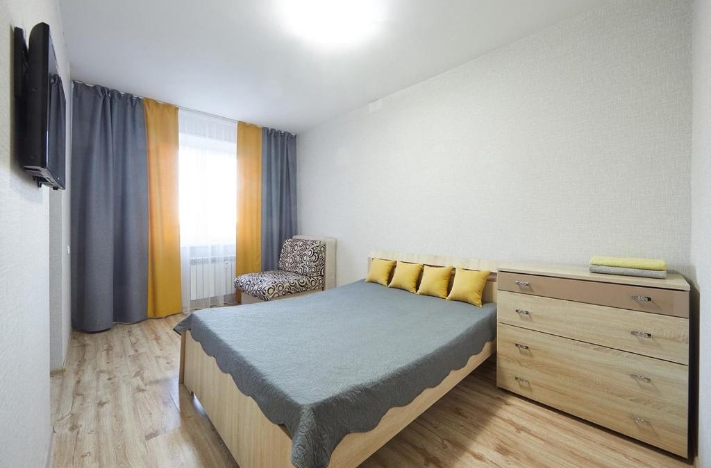 Chelyabinsk Apartment | Apartment on Molodogvardeytsev 74