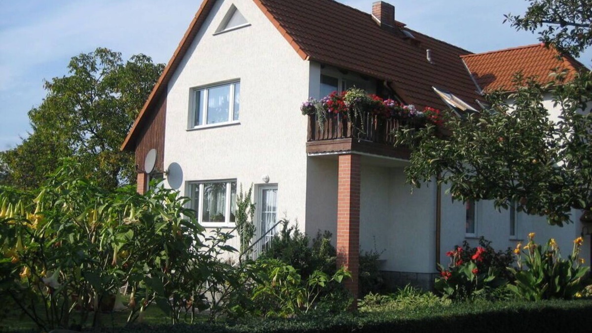 Gross-Sarchen Apartment | Apartment on the beach with sea view