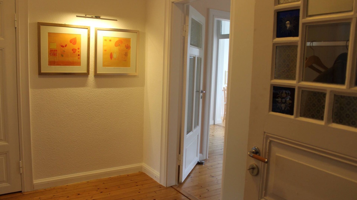 Osternburg Apartment | Apartment on the mezzanine floor of a pretty town house in a central location.