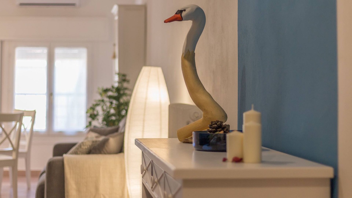 Codigoro Apartment | Apartment on the River Po, With two Bedrooms, in the Historic Center - Swan