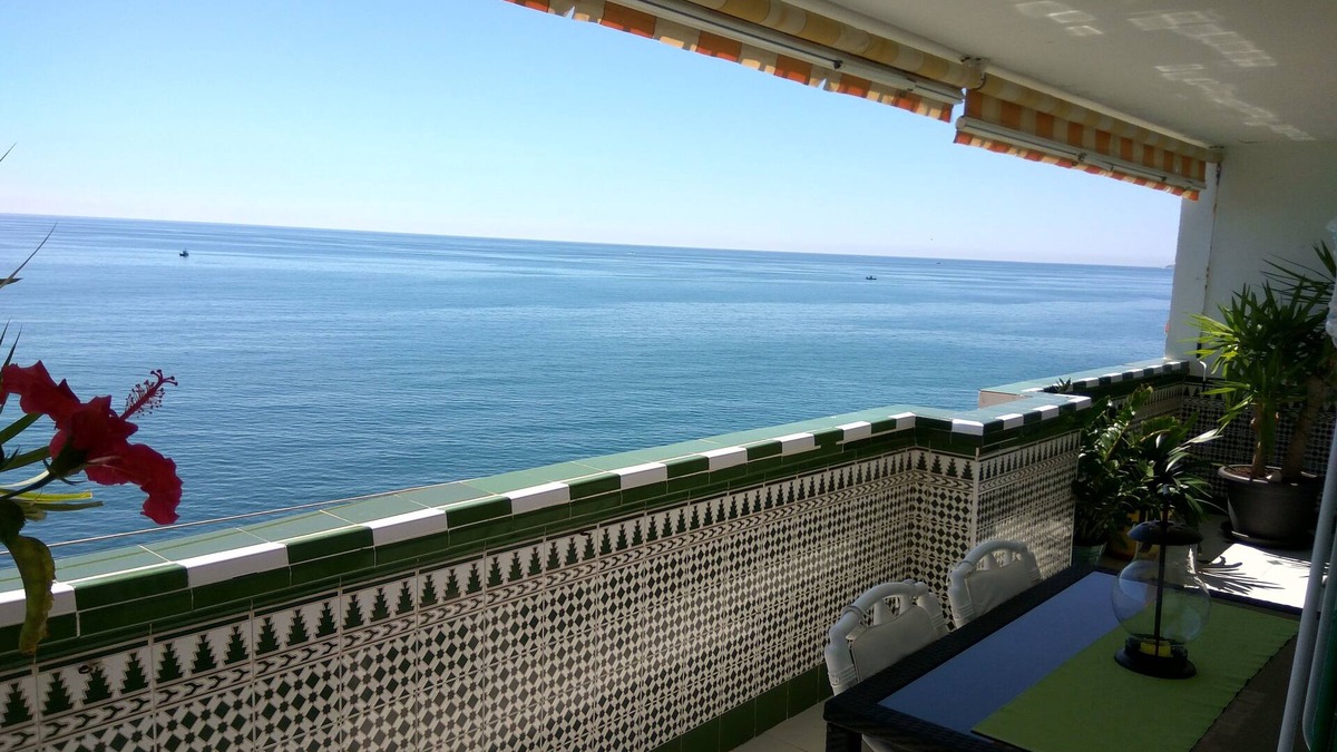 Benalmadena Apartment | Apartment on the semi-private beach, terrace with sea views and WIFI