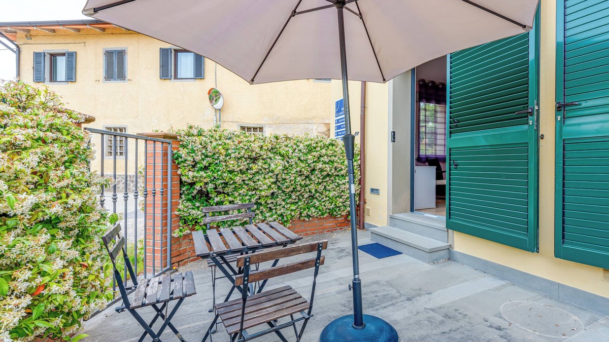 Vinci Apartment | Apartment 'Orciaia' with Shared Pool, Wi-Fi and Air Conditioning