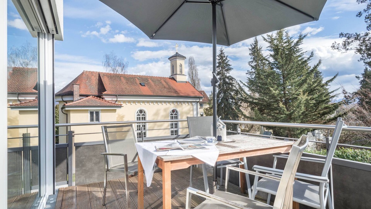 Aschach Apartment | Apartment 'Parkside' with Mountain View, Balcony and Wi-Fi