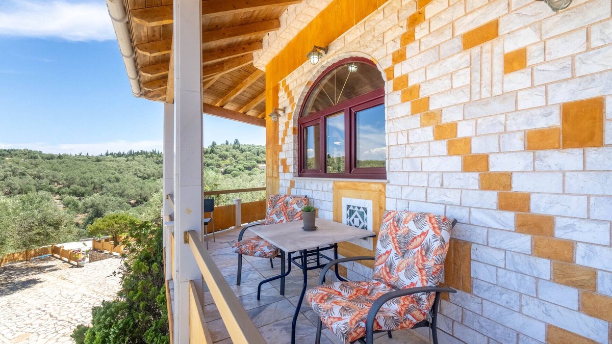 Gaios Apartment | Apartment 'Paco's Resort Family Villa 14' with Sea View, Wi-Fi and Air Conditioning