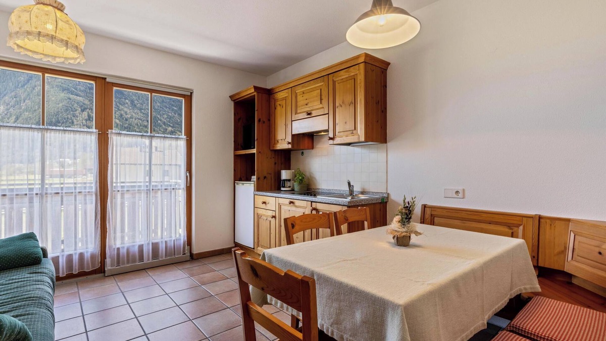 Campo Tures Apartment | Apartment 'Peintenhof Typ D' with Mountain View, balcony & Wi-Fi