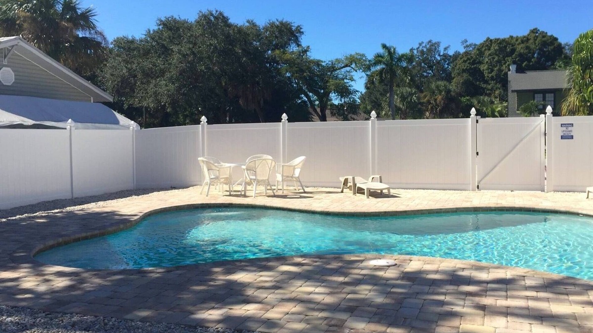 Altamont Manor Apartment | Apartment Pelican in Fort Myers/Villa Barra
