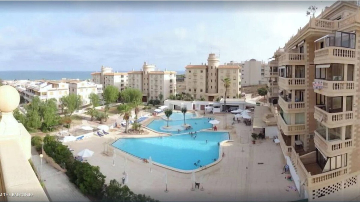Guardamar del Segura Apartment | Apartment 'Penthouse, Sea View Guardamar' with Sea View, Wi-Fi and Air Conditioning