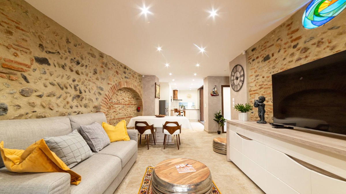 Rivesaltes Apartment | Apartment 'Plaisir Des Pierres' with Private Terrace and Wi-Fi