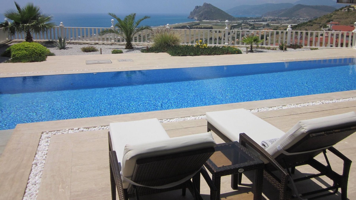 Gazipasa Apartment | Apartment / pool / sea view up to 6 persons