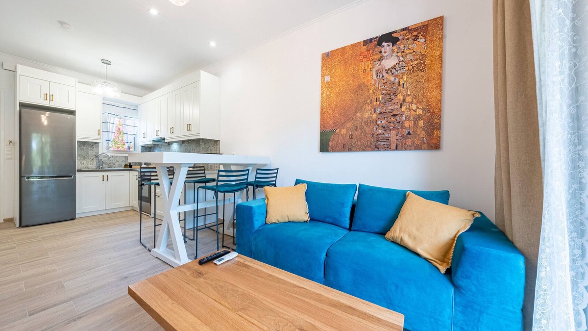 Notos Apartment | Apartment 'Poseidon Garden View' with Balcony, Wi-Fi and Air Conditioning