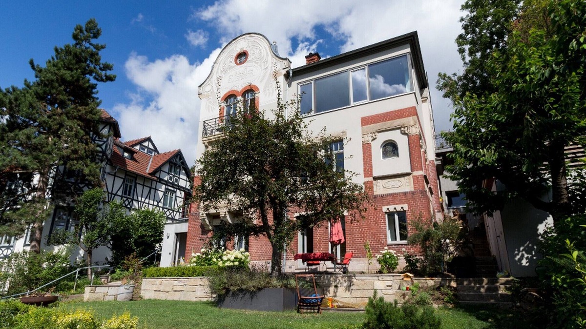 Hochheim Apartment | Apartment-Private Bathroom-Garden view