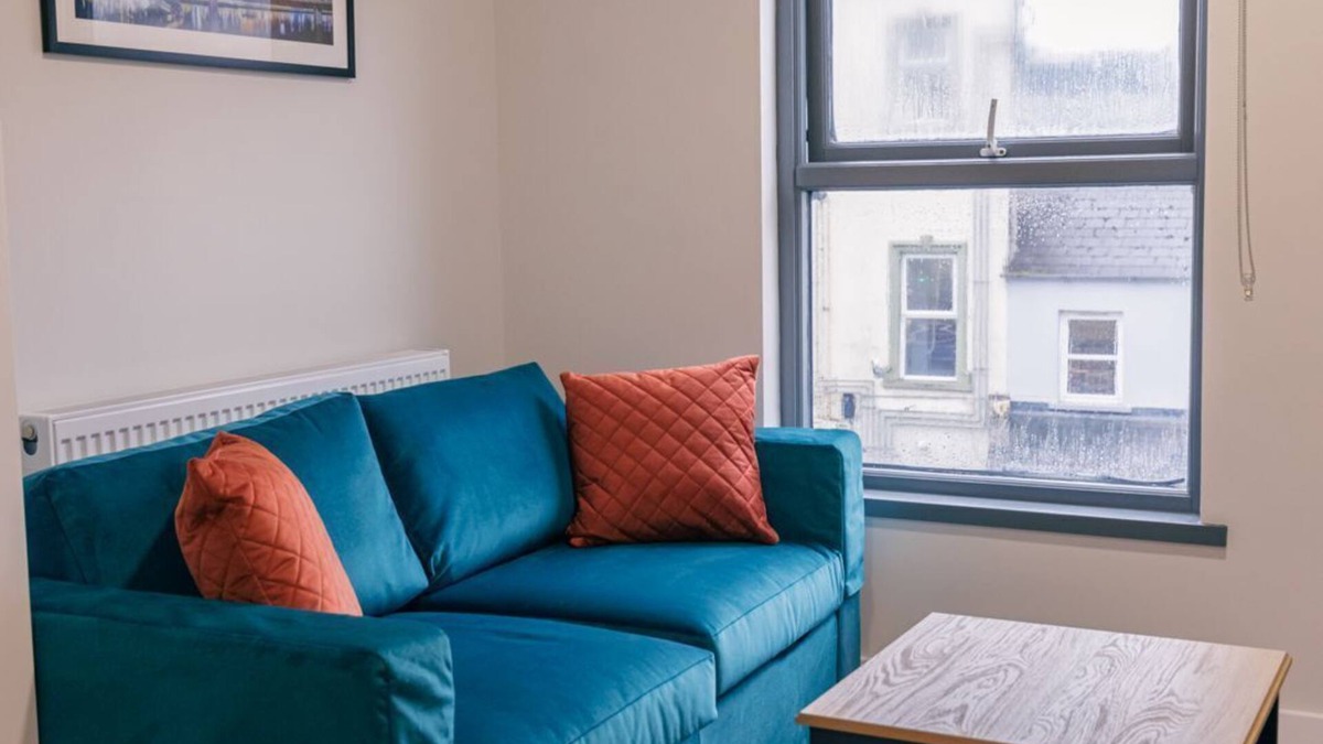 Londonderry Apartment | -Apartment-Private Bathroom-1 Bedroom