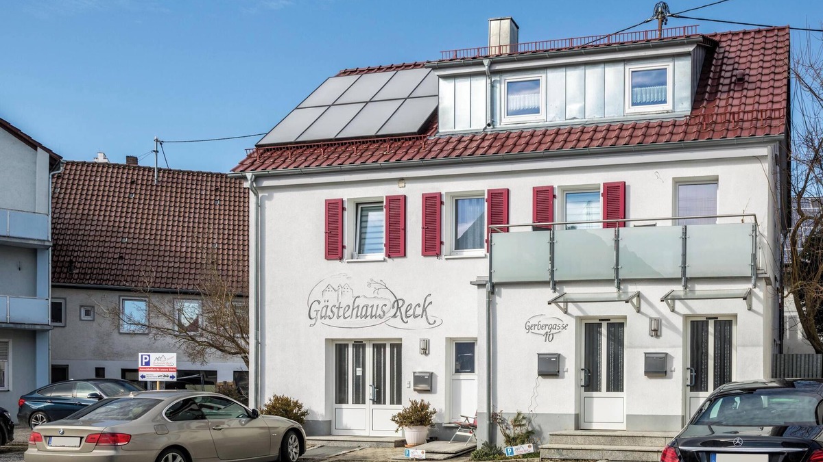 Aulendorf Apartment | Apartment "Reck" close to Historical Centre with Balcony & Wi-Fi