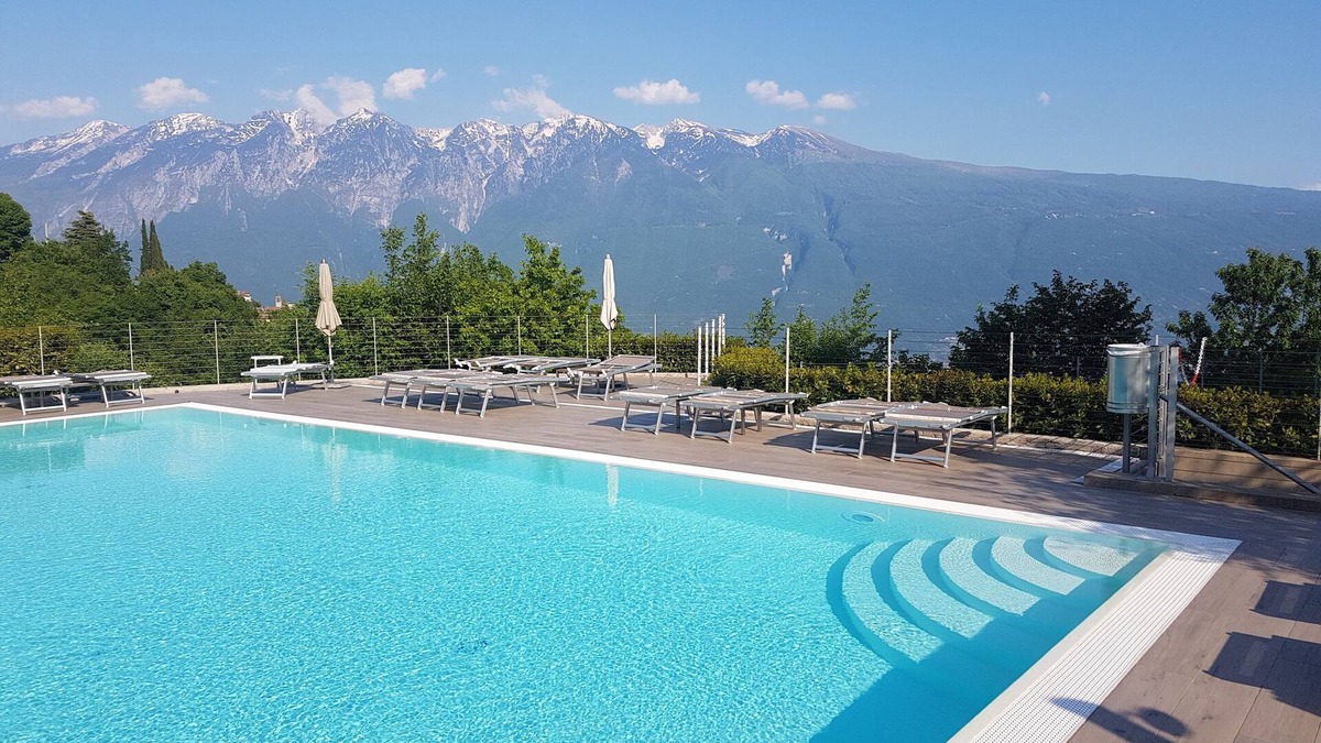 Aer Apartment | Apartment 'Residence La Villa Opale' with Lake View, Pool & Wi-Fi