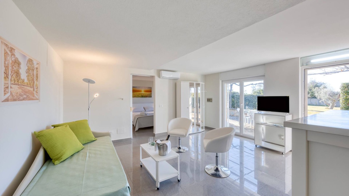 Fontanelle Apartment | Apartment 'Residence Margherita - Biancospino' with Sea View, Wi-Fi and Air Conditioning