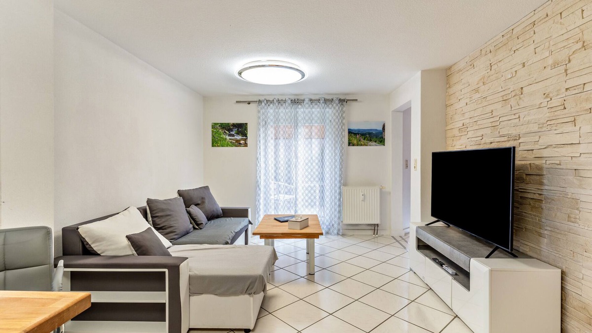 Friesenheim Apartment | Apartment 'Ribeiro Tesouro' with Wi-Fi