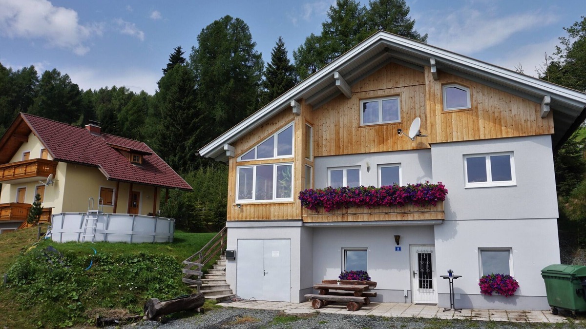 Hochrindl Apartment | Apartment right on the slopes