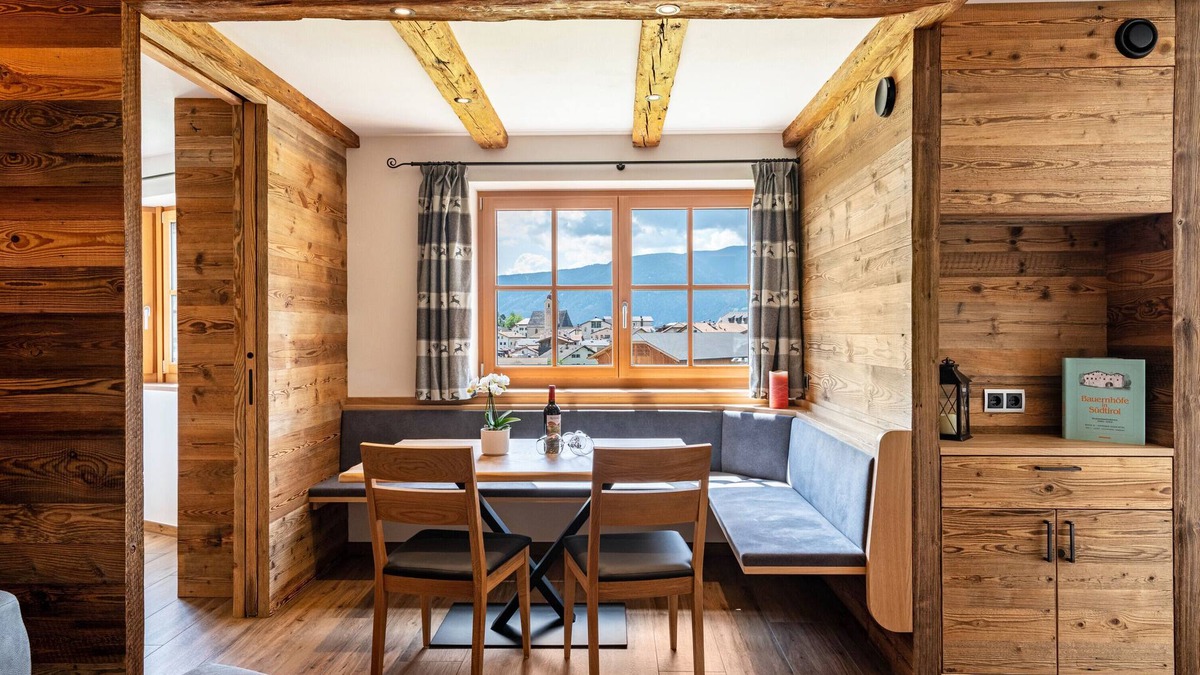 Lajen Apartment | Apartment 'Rodererhof Lajen Apt Raschötz' with Mountain View, Balcony and Wi-Fi