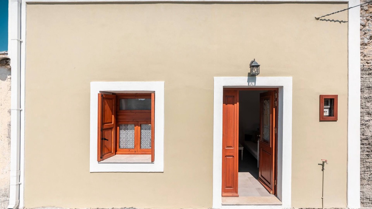 Fanai Apartment | Apartment 'Rodies House' with Mountain View, Wi-Fi and Air Conditioning