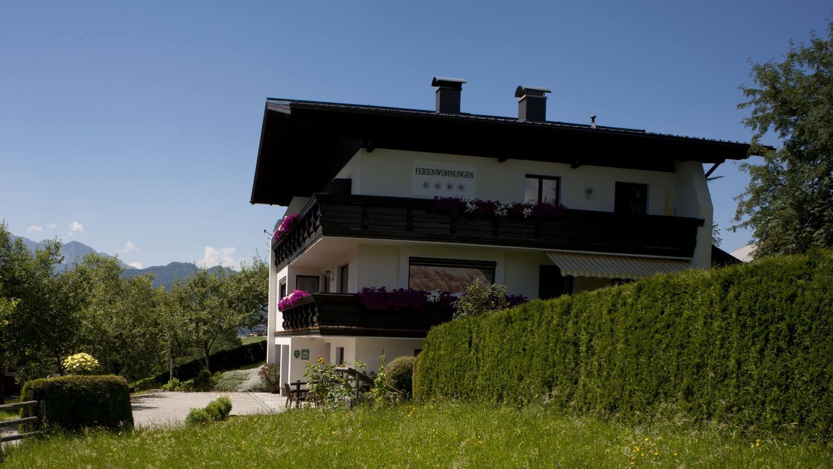 Abtenau Apartment | Apartment Ronacher Land Salzburg Lammertal Dachstein West Abtenau