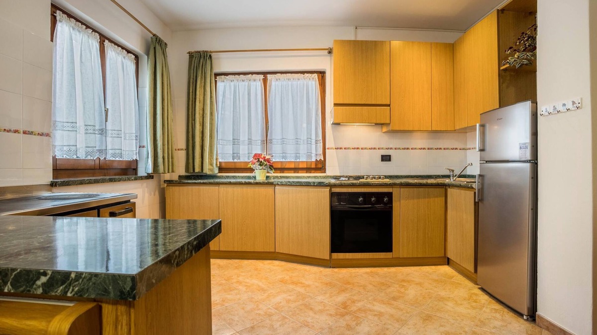 Roncone Apartment | Apartment "Roncone" with Mountain View & Wi-Fi