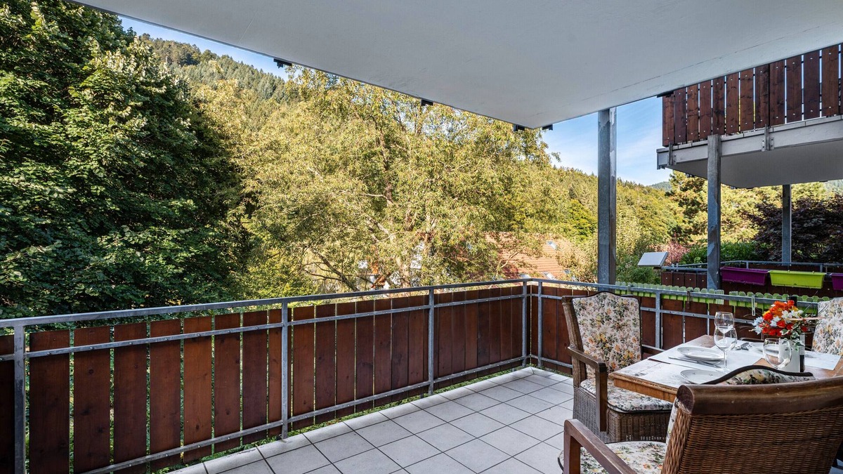 Bad Herrenalb Apartment | Apartment 'Rosa 2' with Balcony and Wi-Fi