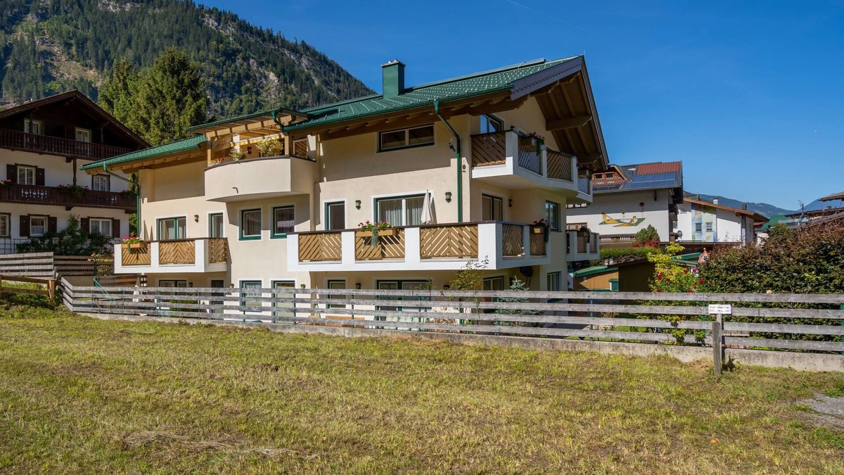 Mayrhofen Apartment | Apartment Rosa by Interhome
