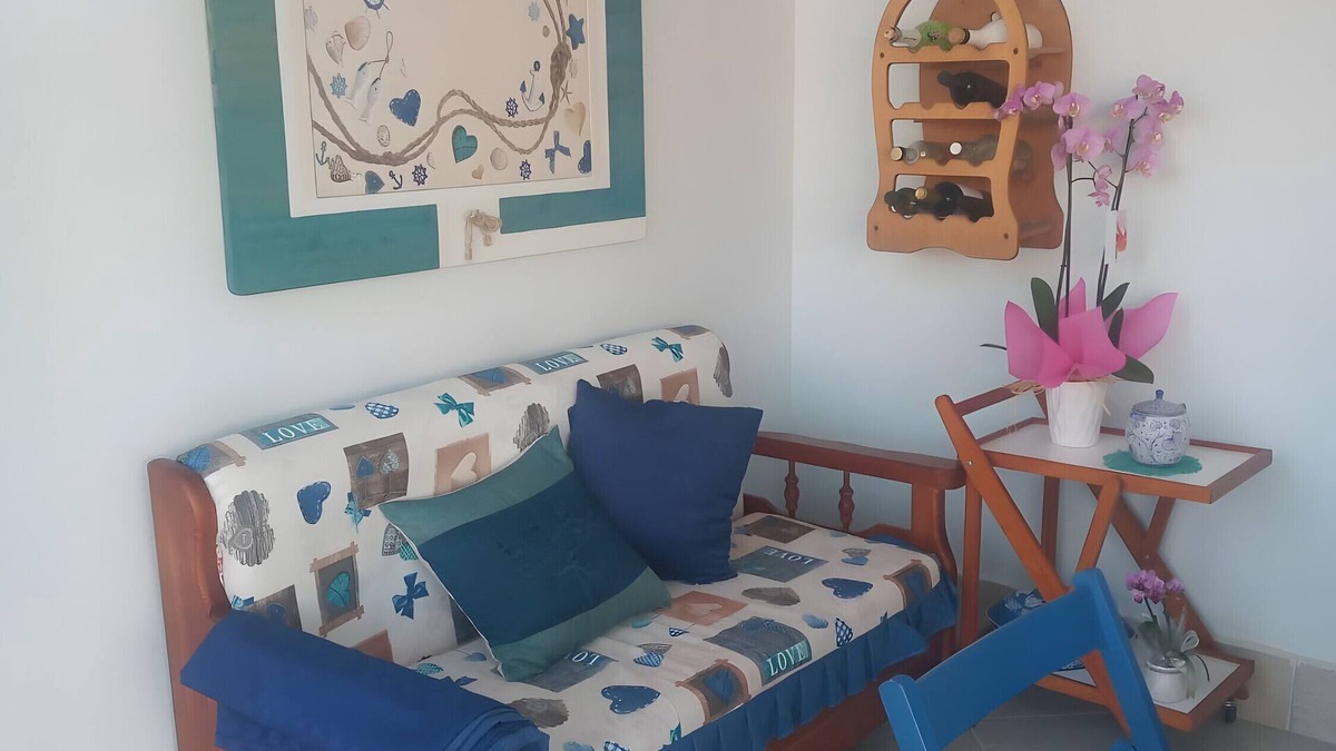 Bagheria Apartment | Apartment 'Rosalbita' with Balcony and Air Conditioning