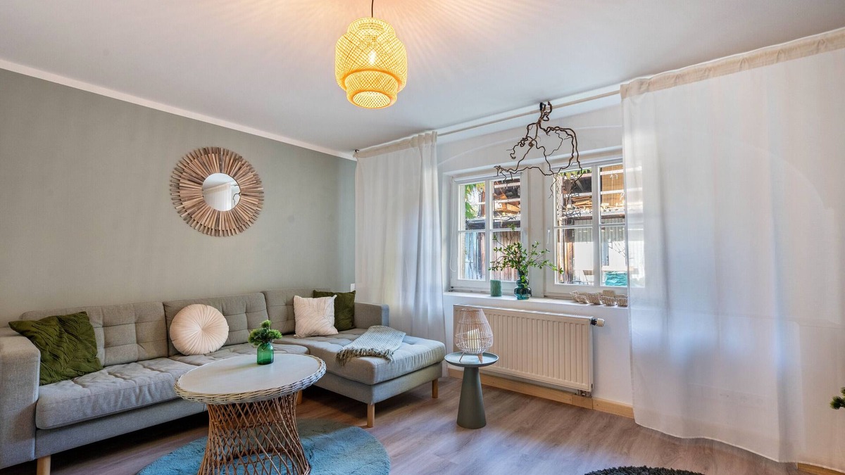 Strehlen Apartment | Apartment 'Ruheoase Für Langzeitaufenthalte' with Wi-Fi