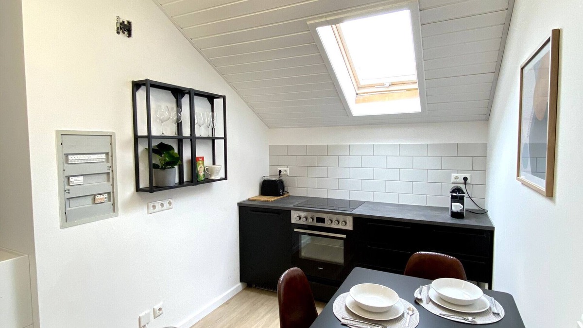Mengkofen Apartment | Apartment 'Ruhige Lage, Terrasse' with Balcony, Wi-Fi and Air Conditioning