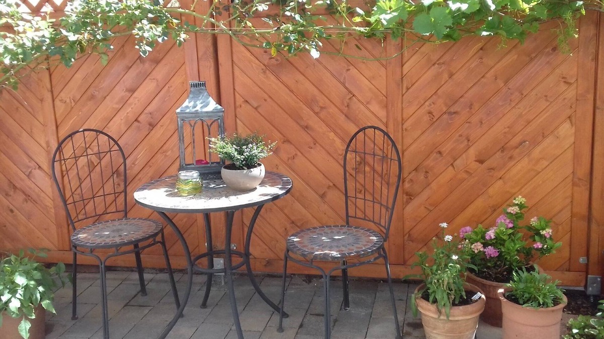 Dahn Apartment | Apartment 'Ruth' with Private Terrace and Wi-Fi