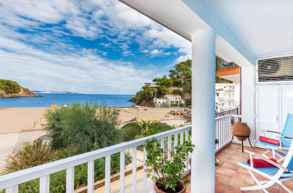 Sa Riera Apartment | Apartment Sa Riera Beach by Interhome