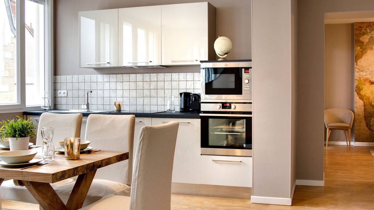 Dijon Centre Ville Apartment | Apartment "SAINT-VERAN" - Historical Center - 68m2 - 6 people