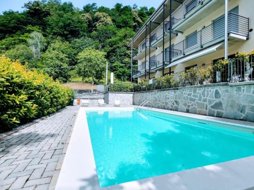 Trezzone Apartment | Apartment San Vincenzo-1 by Interhome