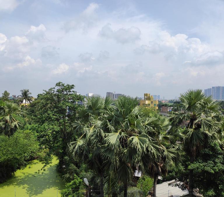 Mukundapur Apartment | Apartment Santana 5 with Lift, AC, Aqua Guard, W machine and Garage