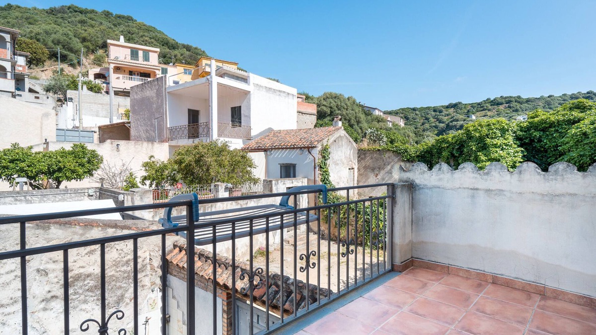 Onifai Apartment | Apartment 'Santu Jorji' with Mountain View, Wi-Fi and Air Conditioning