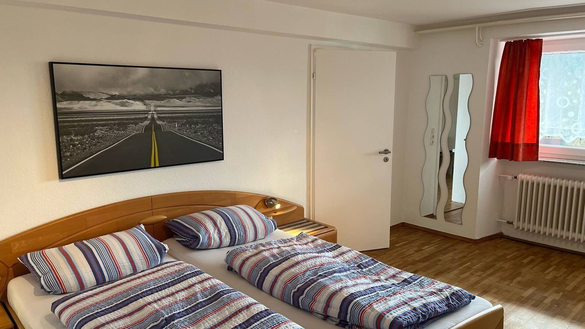 Schiltach Apartment | Apartment 'Schöne Aussicht' with Mountain View, Shared Terrace and Wi-Fi
