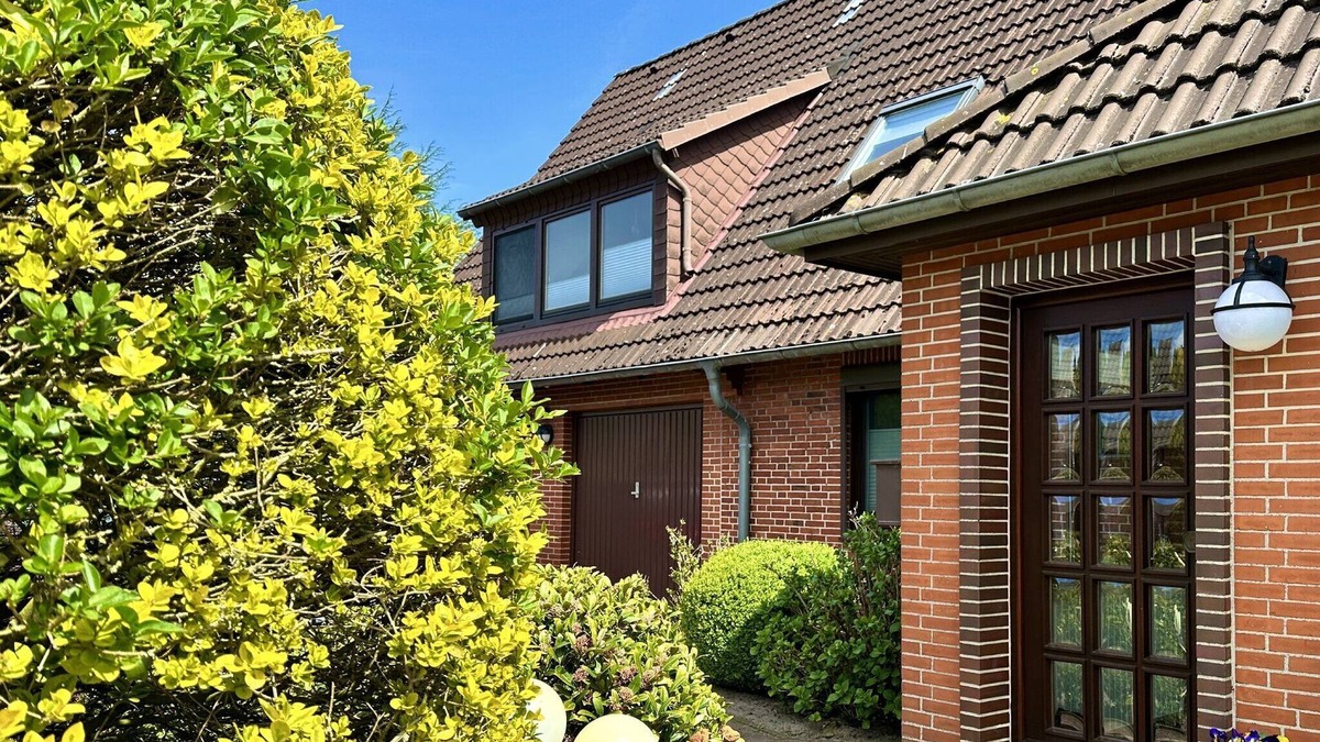 Dithmarschen Apartment | Apartment 'Scherr' with Private Terrace, Private Garden and Wi-Fi