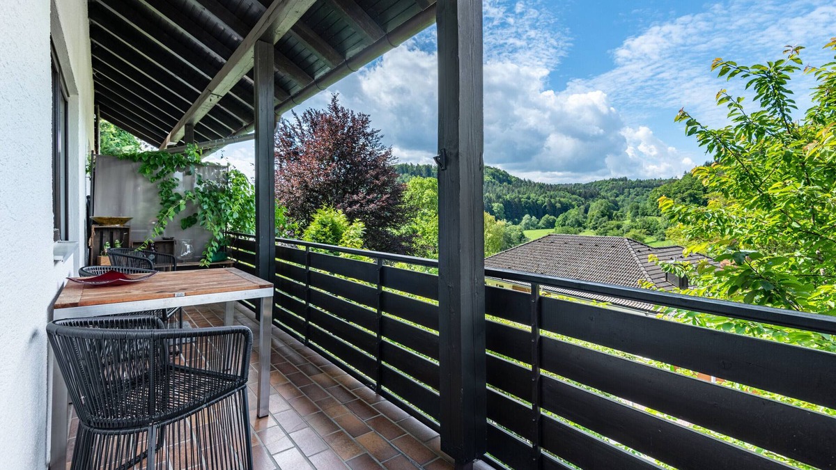Egloffstein Apartment | Apartment 'Schlossblick' with Private Terrace, Balcony and Wi-Fi