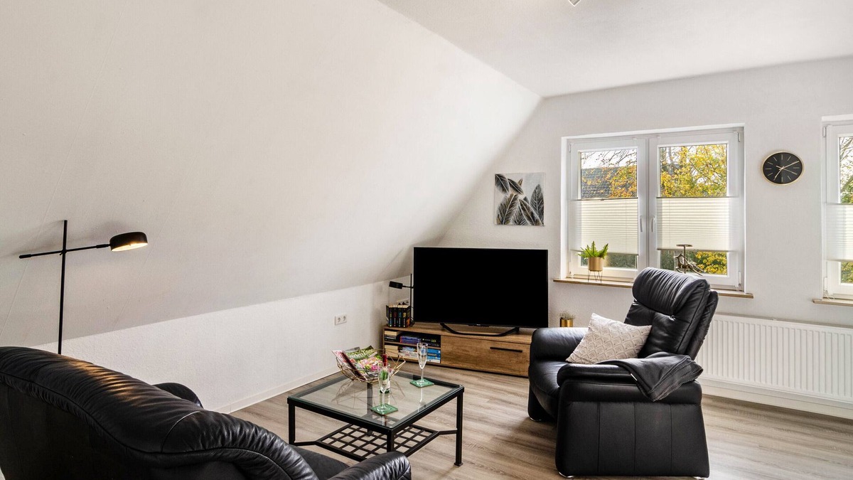 Hage Apartment | Apartment 'Schlossblick' with Wi-Fi