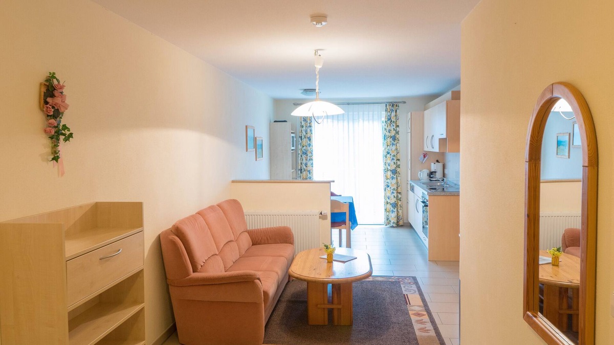 Deggenhausertal Apartment | Apartment 'Schlüsselblume' with Shared Garden, Wi-Fi and Air Conditioning