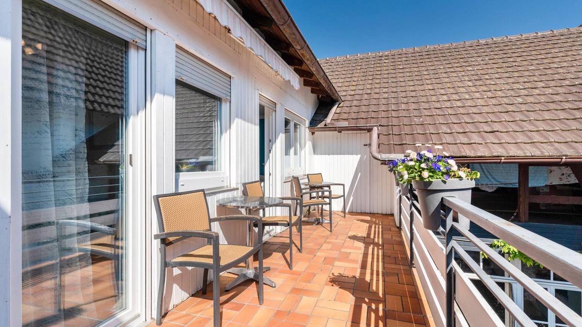 Schwanau Apartment | Apartment 'Schrammis Ferienwohnung - 4 Zimmer' with Shared Terrace, Garden and Wi-Fi