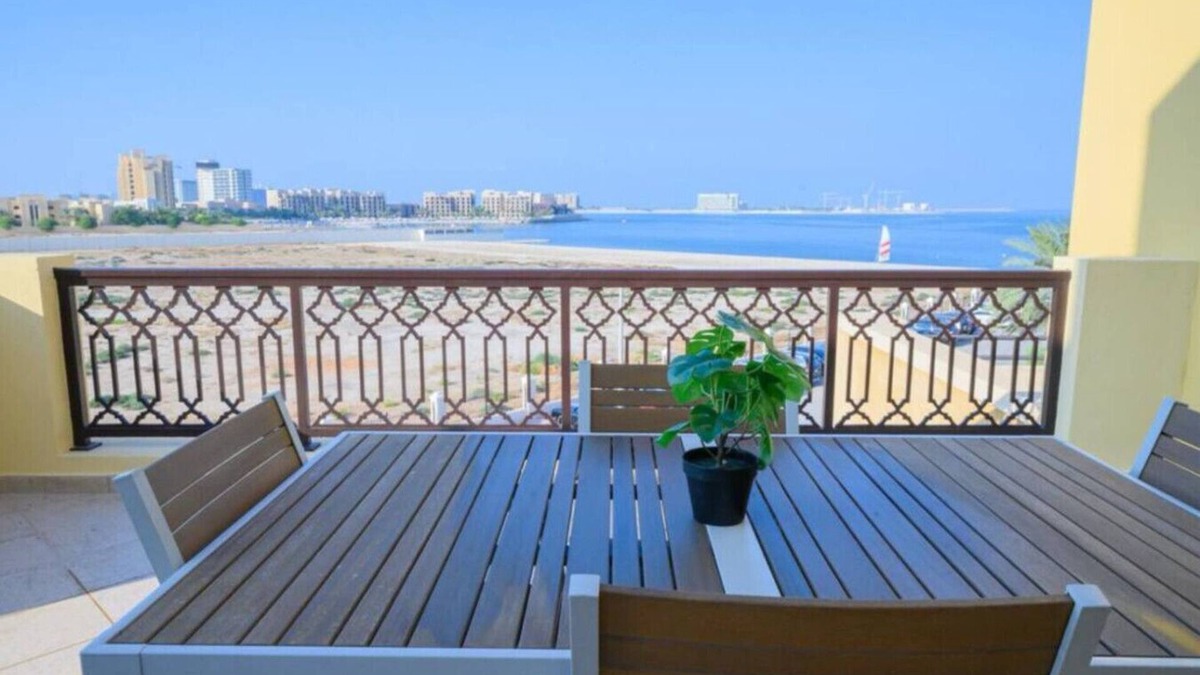 Bab Al Bahr Apartment | Apartment Sea View One Bed RAK