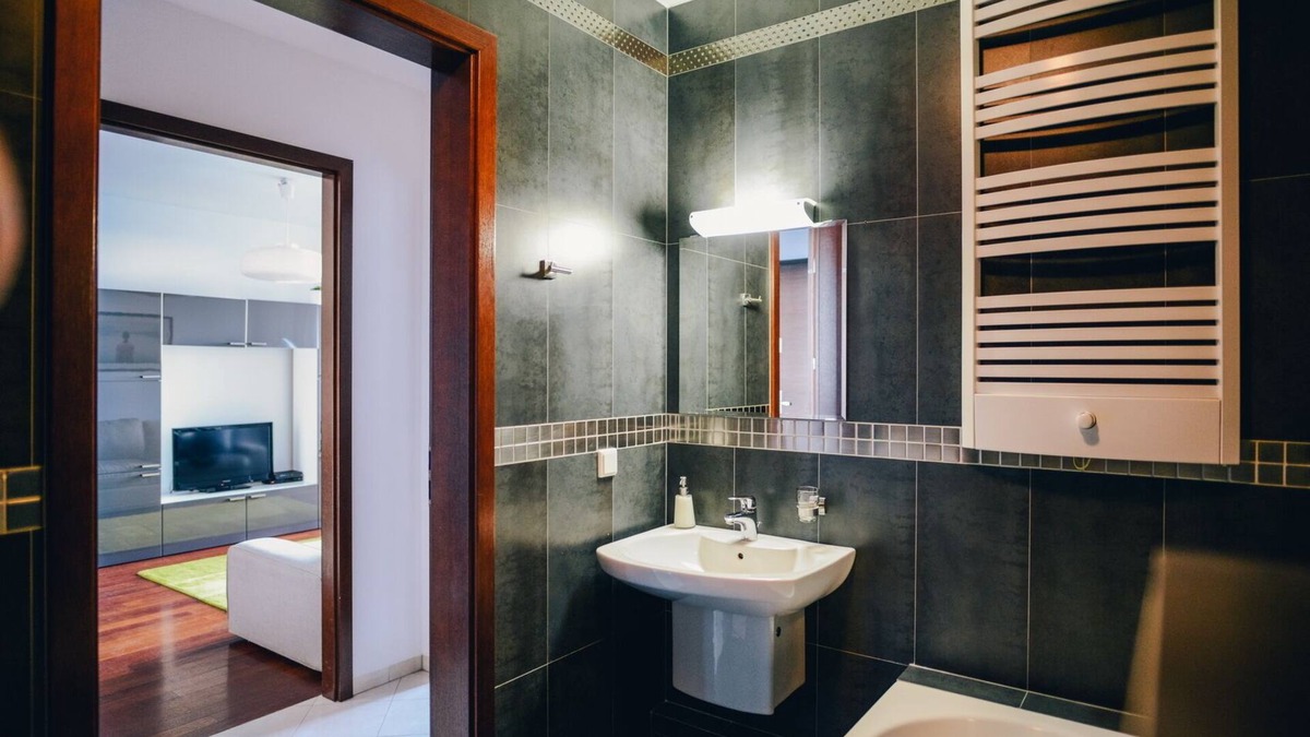 Srodmiescie Apartment | Apartment Sea Towers I with loggia and sea view