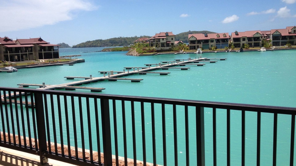 Mahe Island Apartment | apartment sea view and deer island