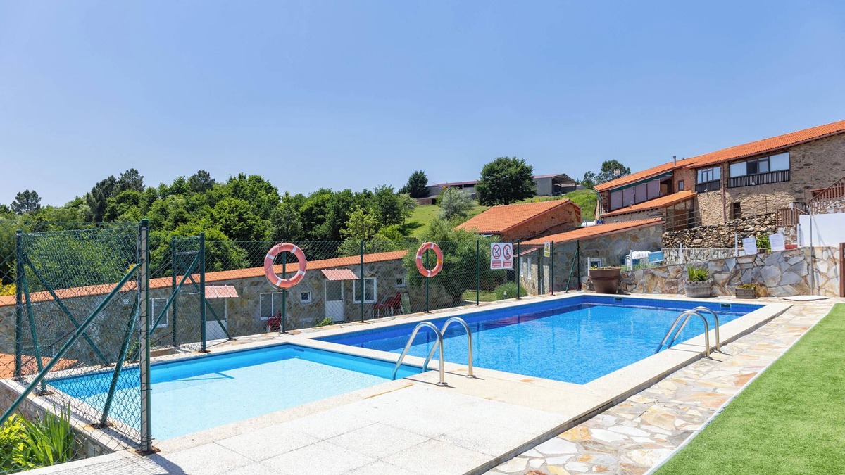Marcelle Apartment | Apartment 'Silverio' with Shared Pool, Shared Terrace and Wi-Fi