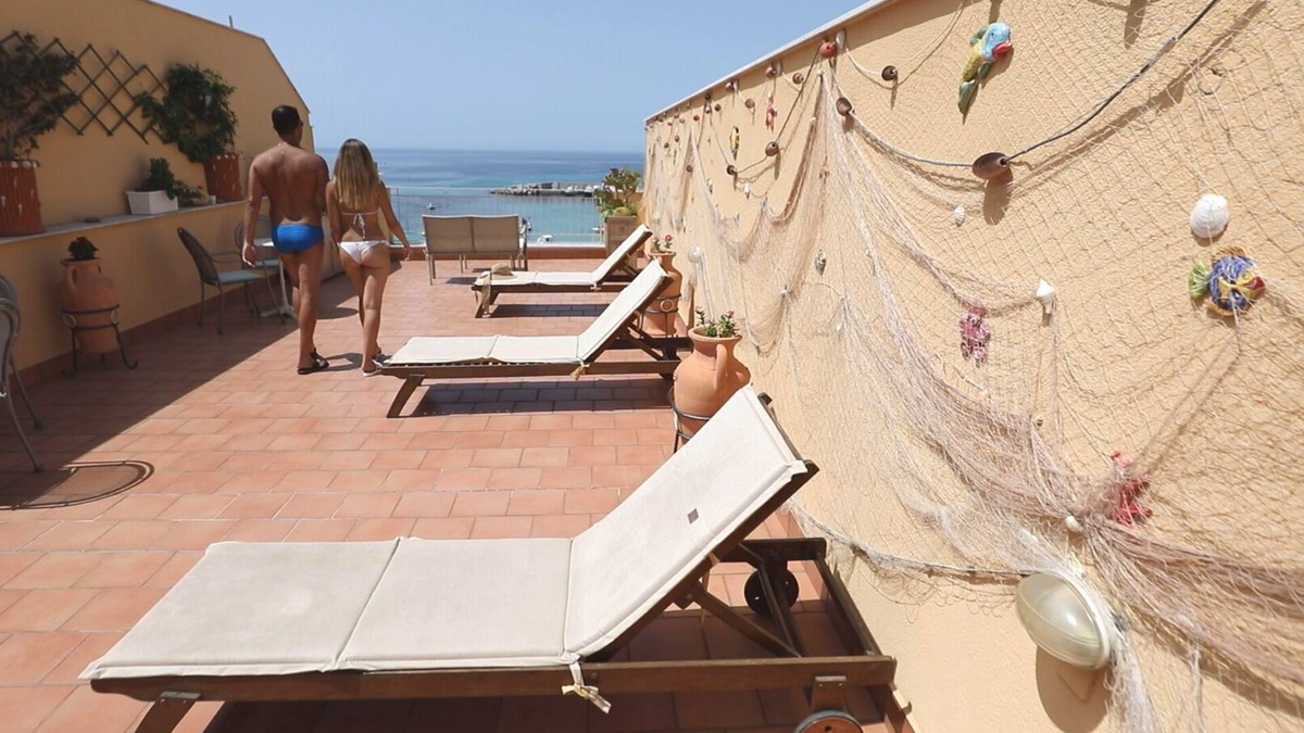 Sferracavallo House | Apartment sleeps 2 or 4 Sea area (Sferracavallo/Mondello) in Palermo